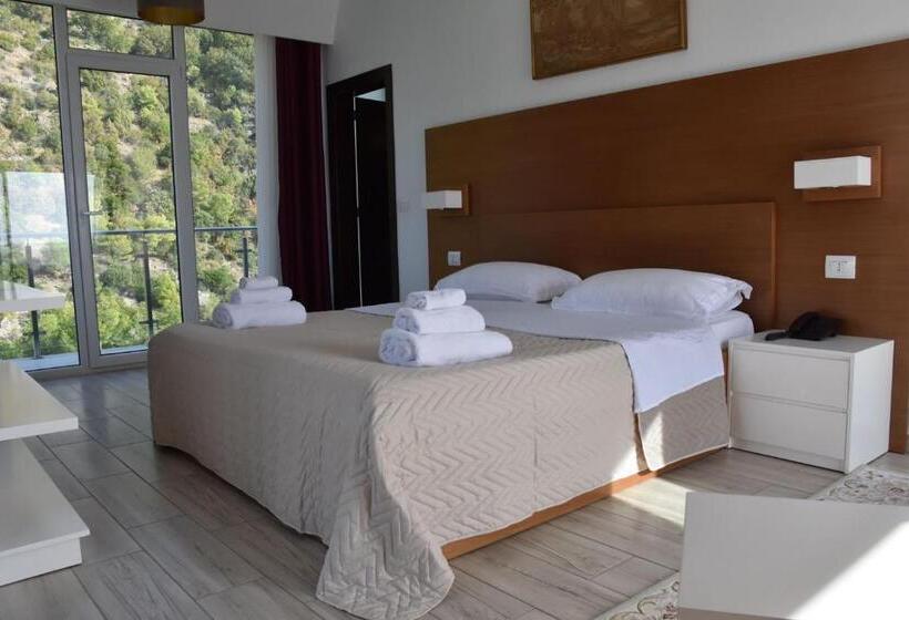 هتل Prince Adriatic Resort