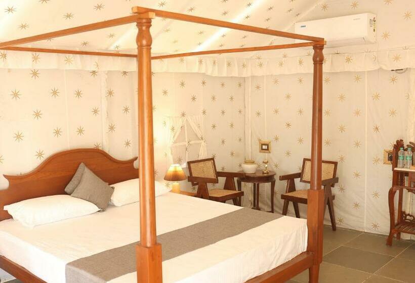 בית מלון כפרי The Palmnest Resort