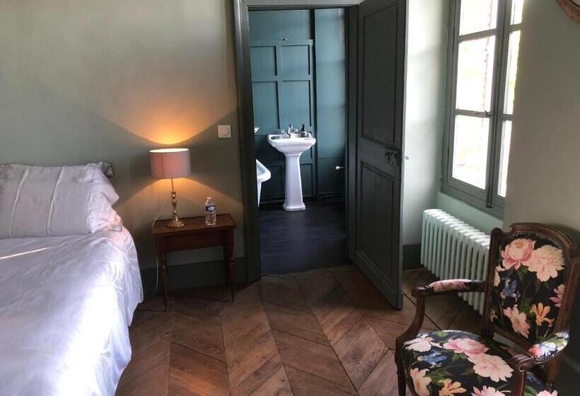 بنسيون Rouge Maison