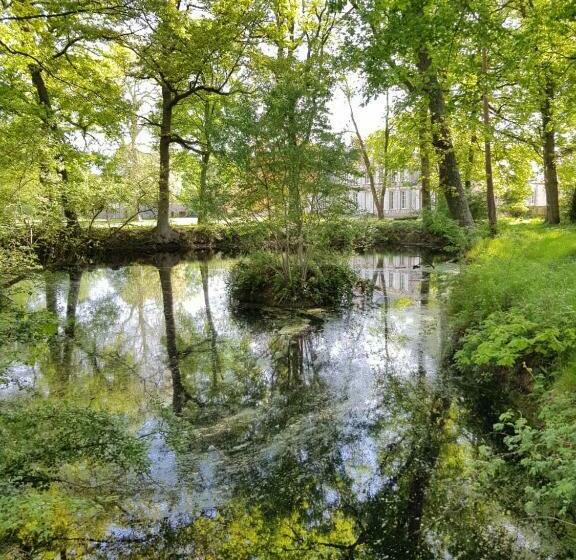 بنسيون Rouge Maison