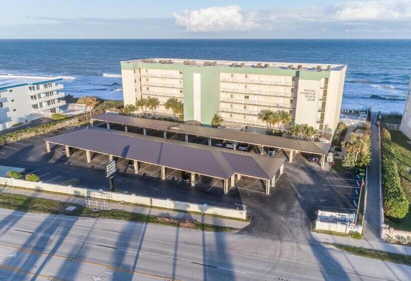 אתר נופש Indian Harbour Beach Club