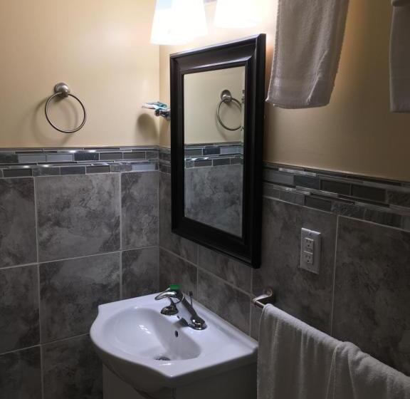 Sunparlor Motel