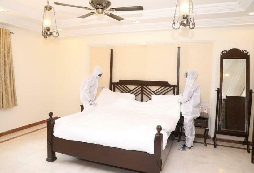 فندق Shree Vallabh Vilas Lords Plaza Nathdwara   Pure Veg