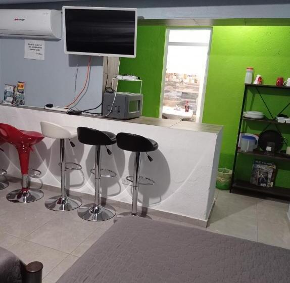 هاستل Casa Ceci Inn