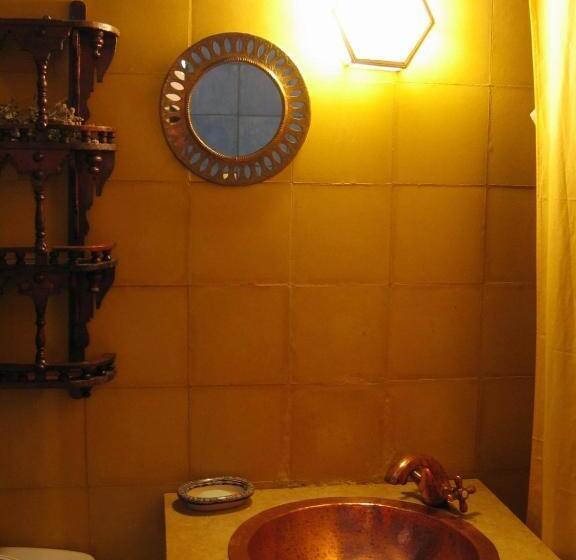 تختخواب و صبحانه Dar Dalia