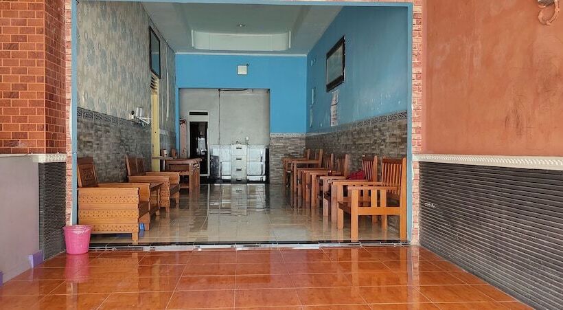 هتل Keluarga Mekar Jaya Syariah Near Uns Solo