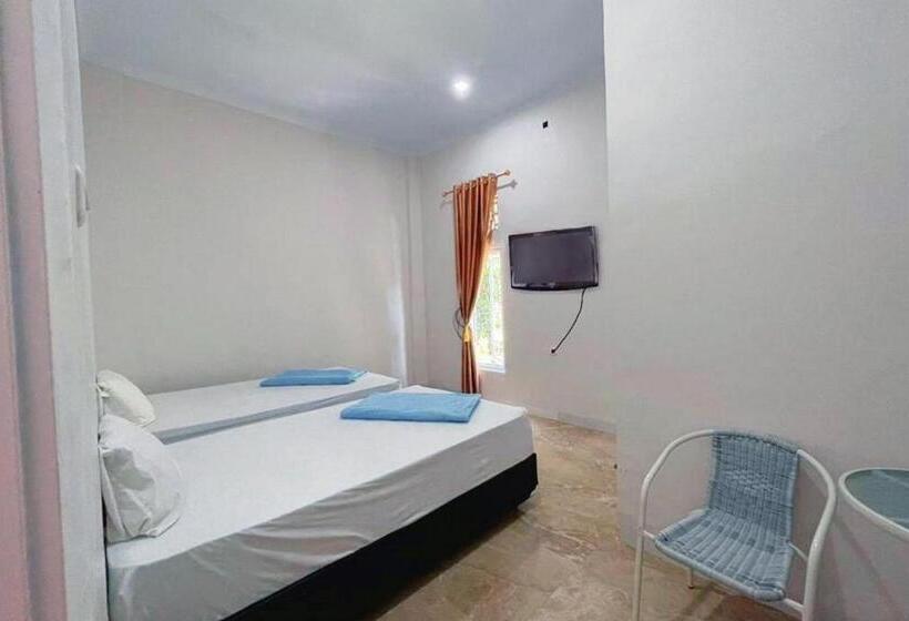 هتل Wisma Maestro Toraja Mitra Reddoorz