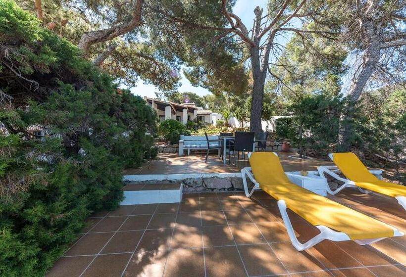 بنسيون Hostal Cala Moli