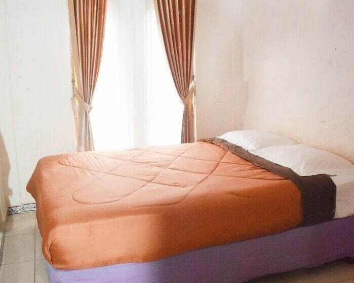 پانسیون Pinki Mente