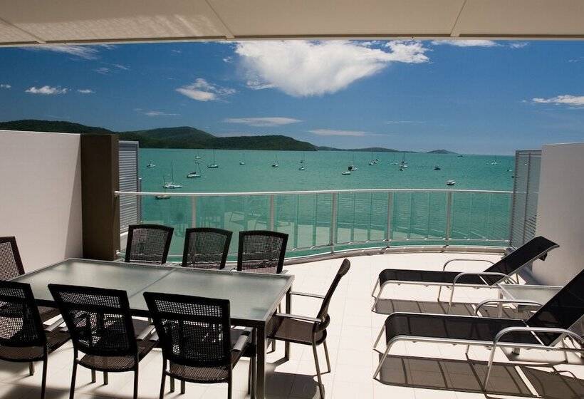 ホテル At Marina Shores