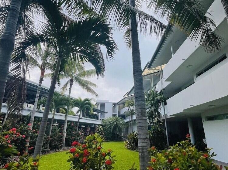 ホテル At Marina Shores