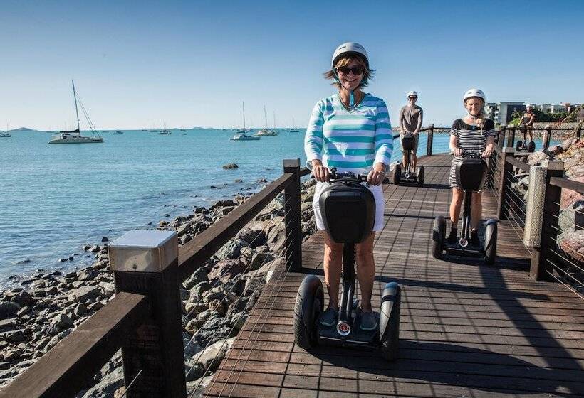 호텔 At Waterfront Whitsunday Retreat  Adults Only