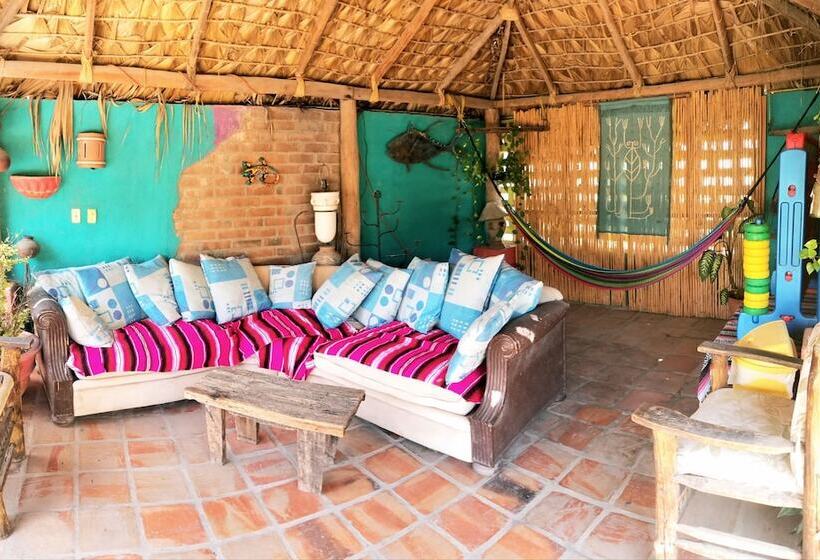 هتل Cabo Inn