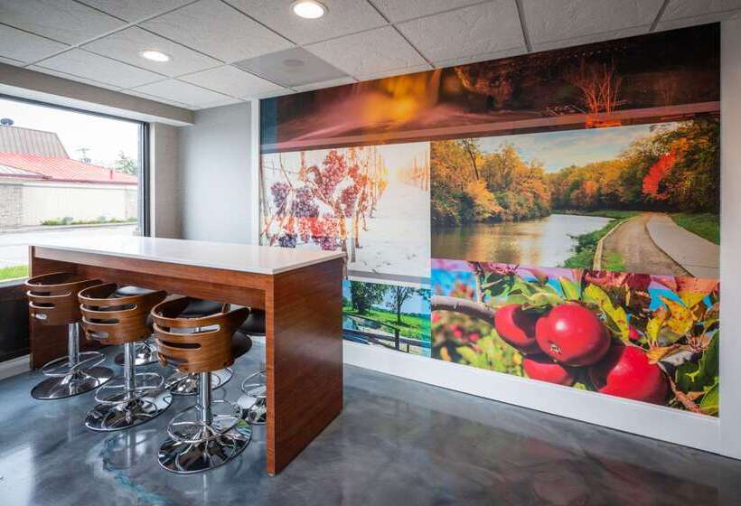 Oakfield Hotel & Suites, Ascend Hotel Collection