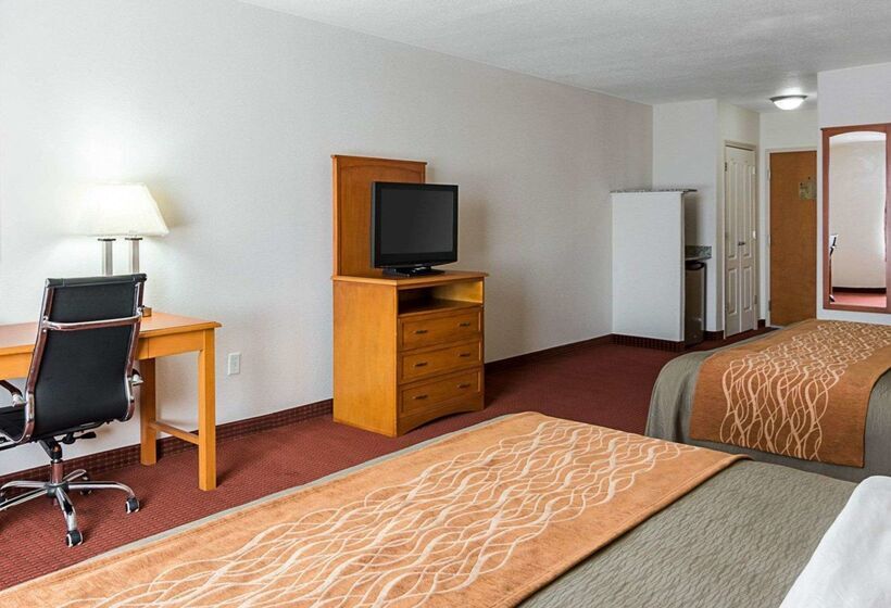 هتل Comfort Inn & Suites Chesapeake  Portsmouth