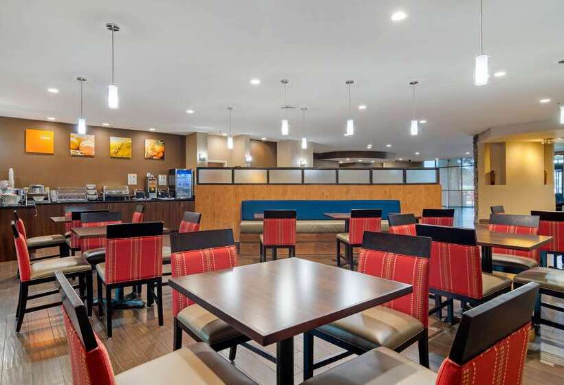 هتل Comfort Suites Byron Warner Robins