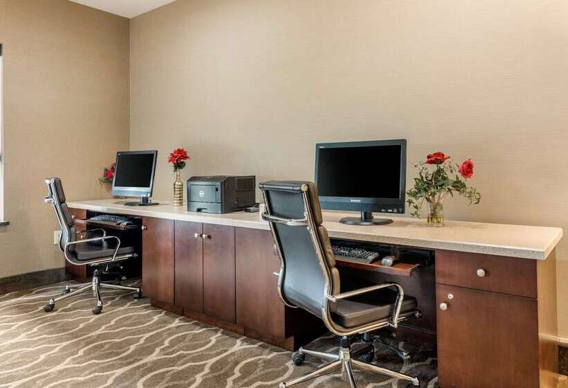 هتل Comfort Suites Daytonwright Patterson