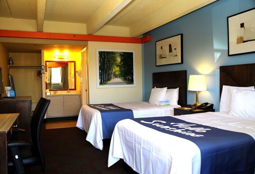 هتل Days Inn By Wyndham Denver Downtown