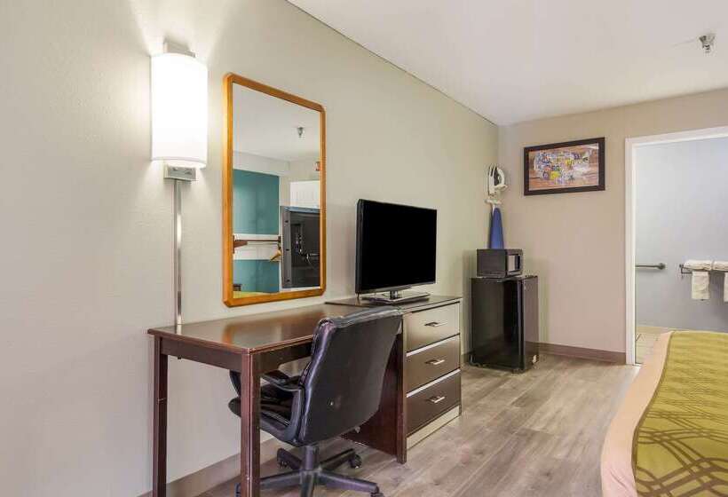 בית מלון כפרי Econo Lodge Inn & Suites I 65