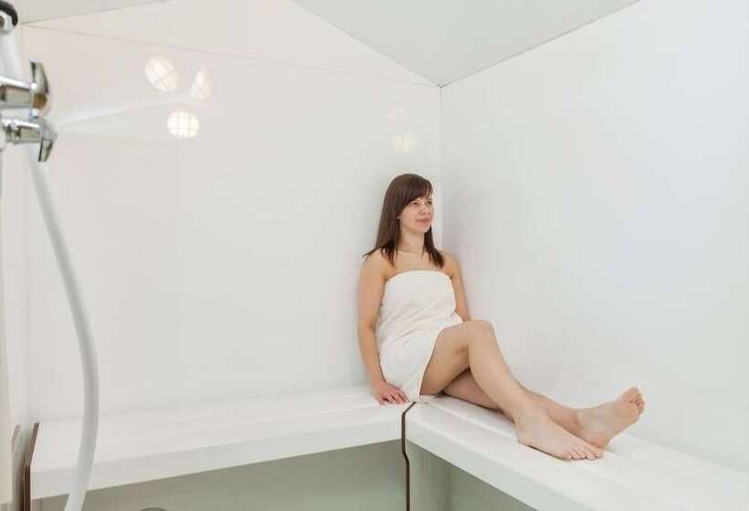 ホテル Frühstückspension Christina