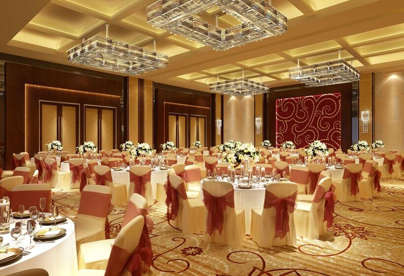 Отель Hilton Chennai