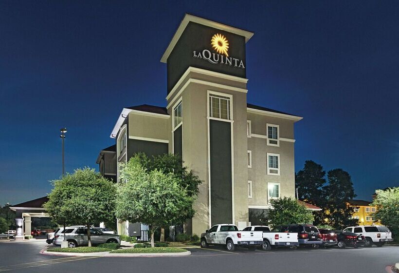 Отель La Quinta By Wyndham San Antonio Northwest