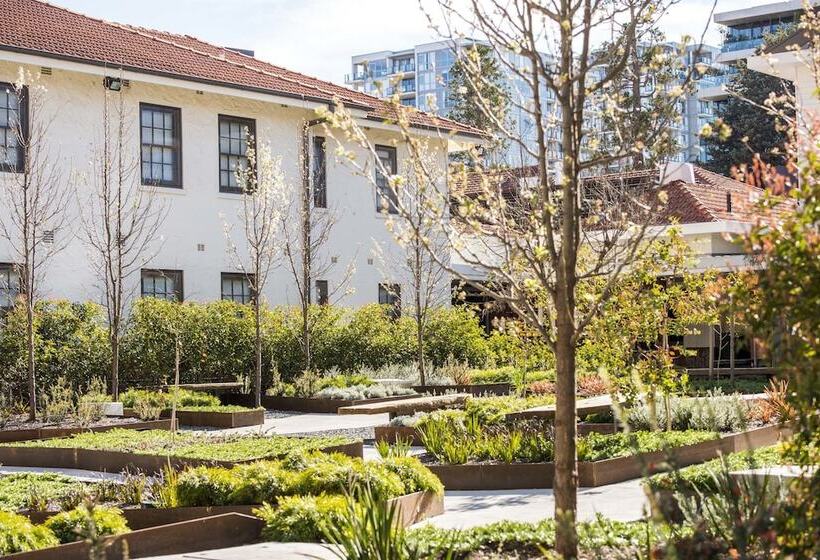 هتل Peppers Gallery