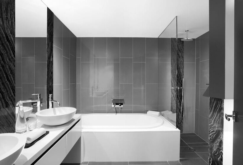 هتل Peppers Gallery