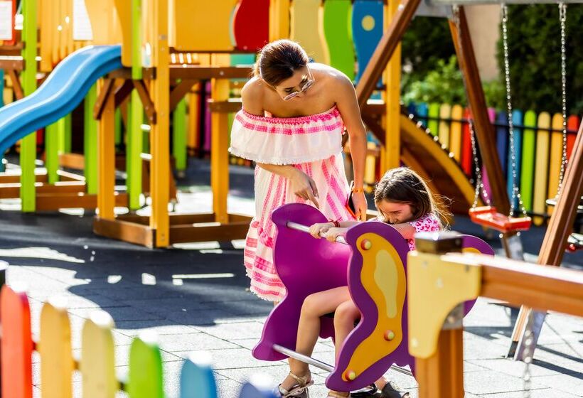 Prestige Deluxe Hotel Aquapark Club   All Inclusive