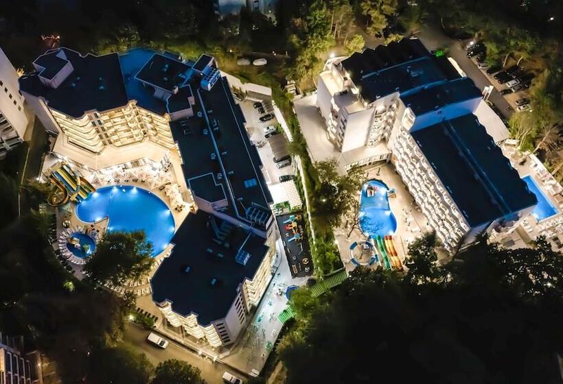 Prestige Deluxe Hotel Aquapark Club   All Inclusive