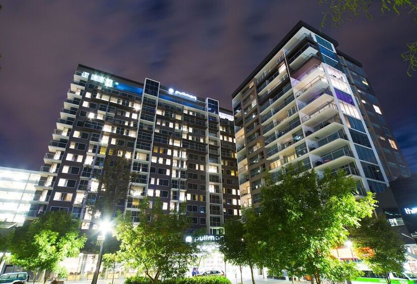 هتل Pullman Adelaide