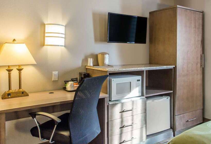 فندق Quality Inn