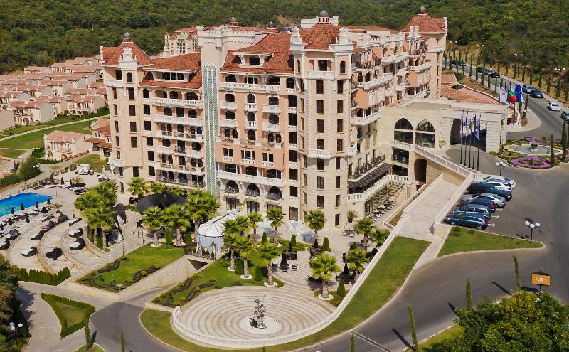 هتل Royal Castle Design & Spa