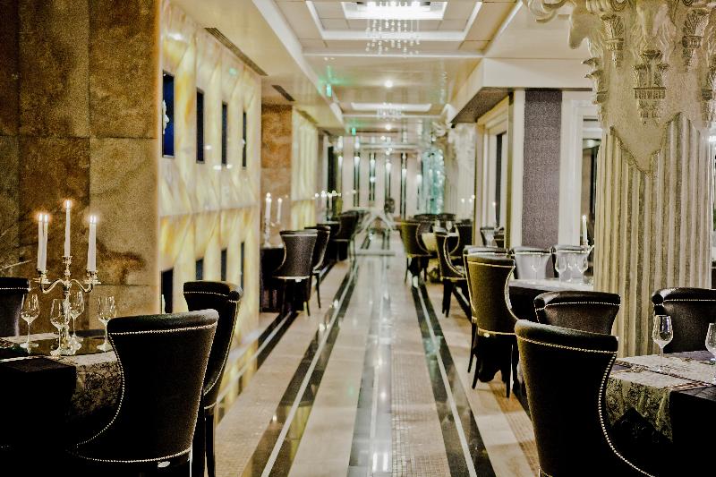 فندق Royal Castle Design & Spa