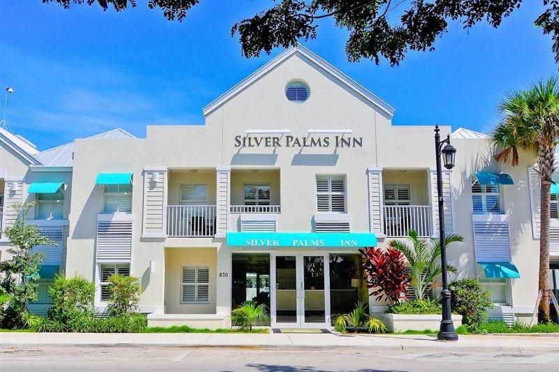 בית מלון כפרי Silver Palms Inn