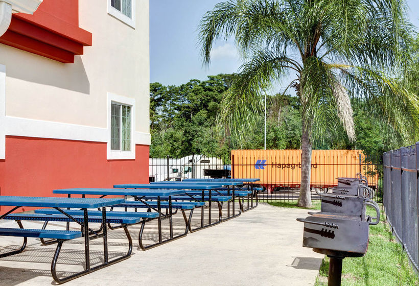 בית מלון כפרי Suburban Extended Stay La Place