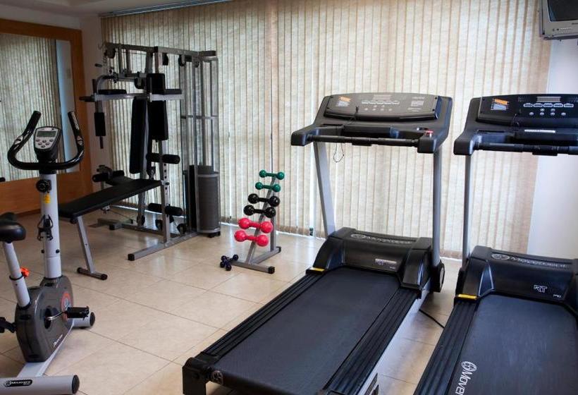 בית מלון כפרי Union Residence  Heer Empreendimentos