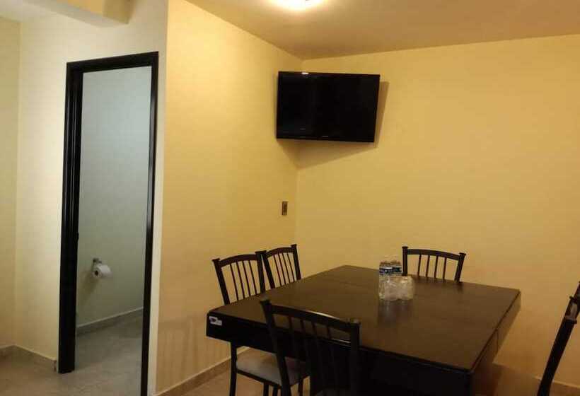 هتل Y Suites El Refugio De Don Carlos