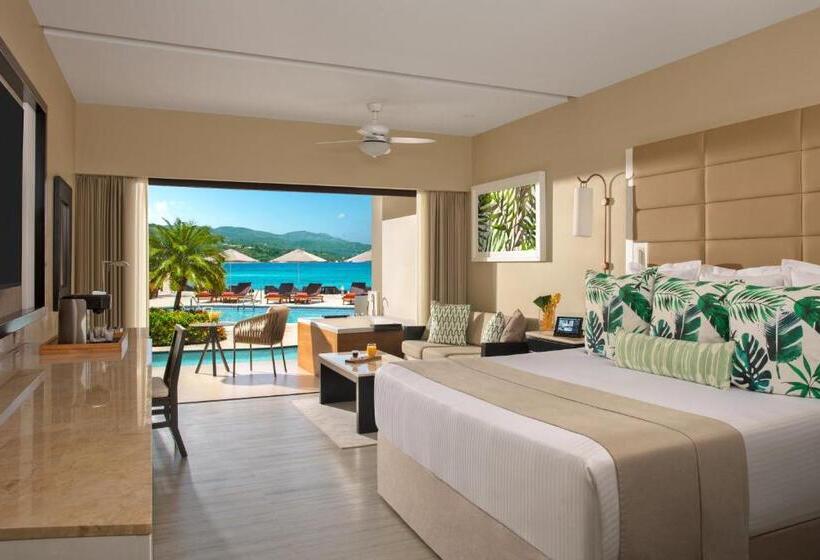 استراحتگاه Secrets Wild Orchid