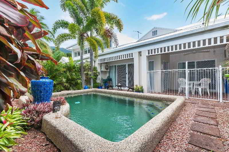 The Villas Palm Cove