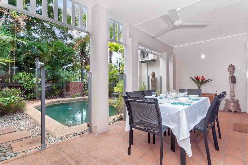 The Villas Palm Cove