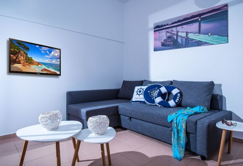 W Suites By Estia