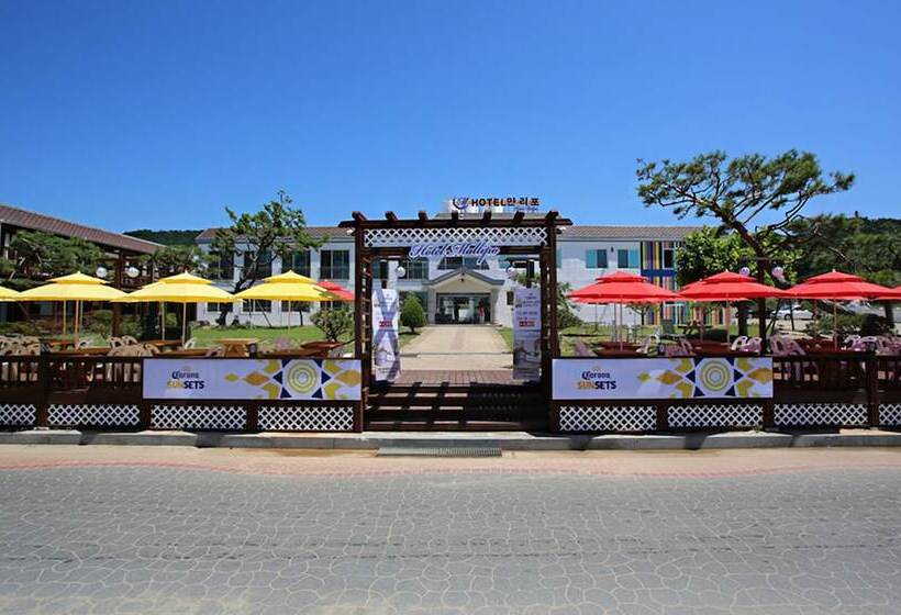 Hotel Manripo