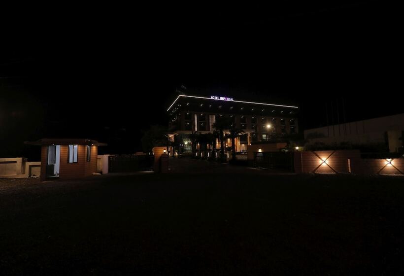 Отель Sarovar Portico Somnath