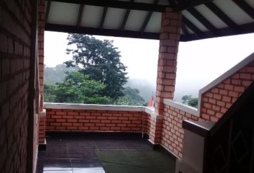 هتل Pondok Lariska