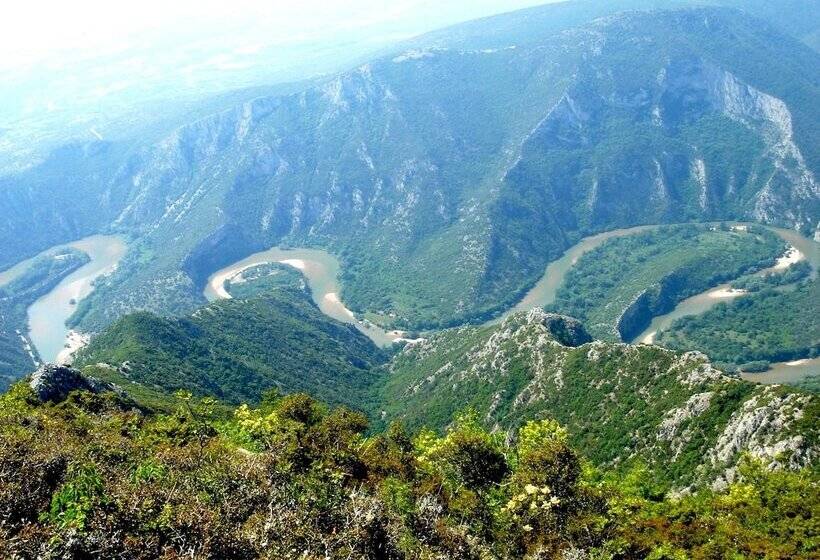 هتل To Archontiko Guesthouse Villa