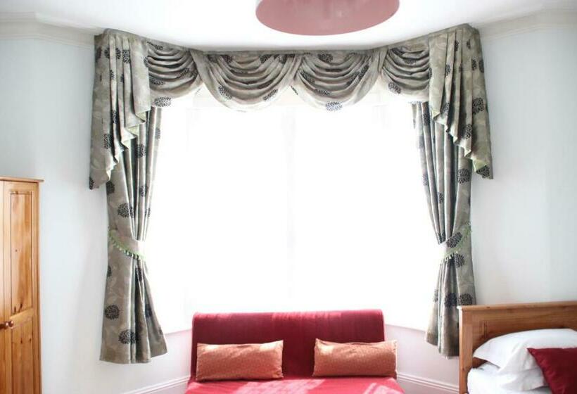 펜션 Filton Guest House