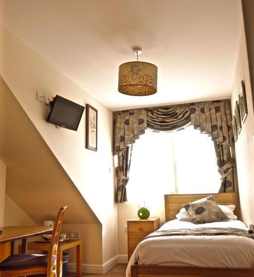 펜션 Filton Guest House