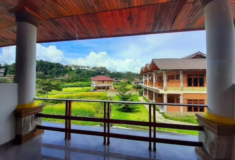 پانسیون Juma Cottages