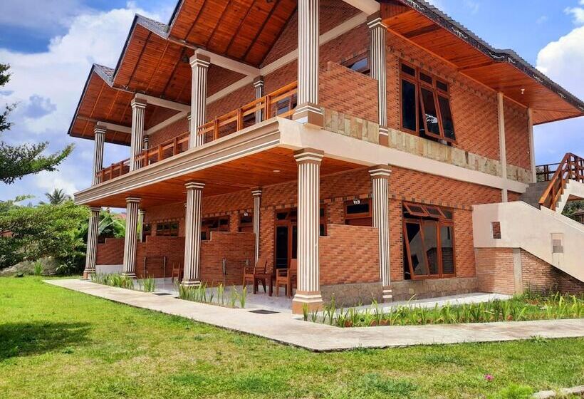 پانسیون Juma Cottages